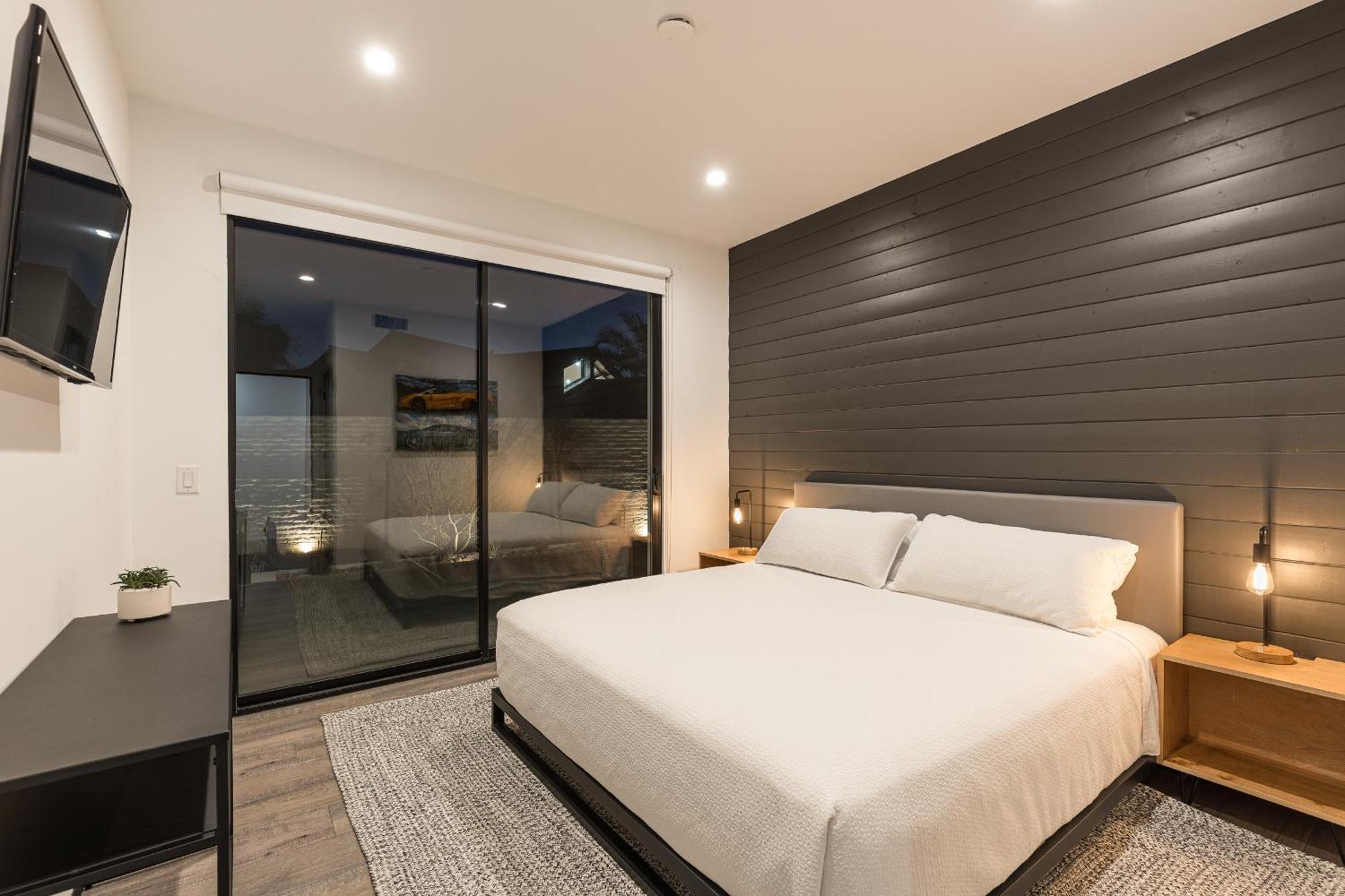Luxury Micro-Resort, Theater, Sauna, Heated Pool Phoenix Buitenkant foto