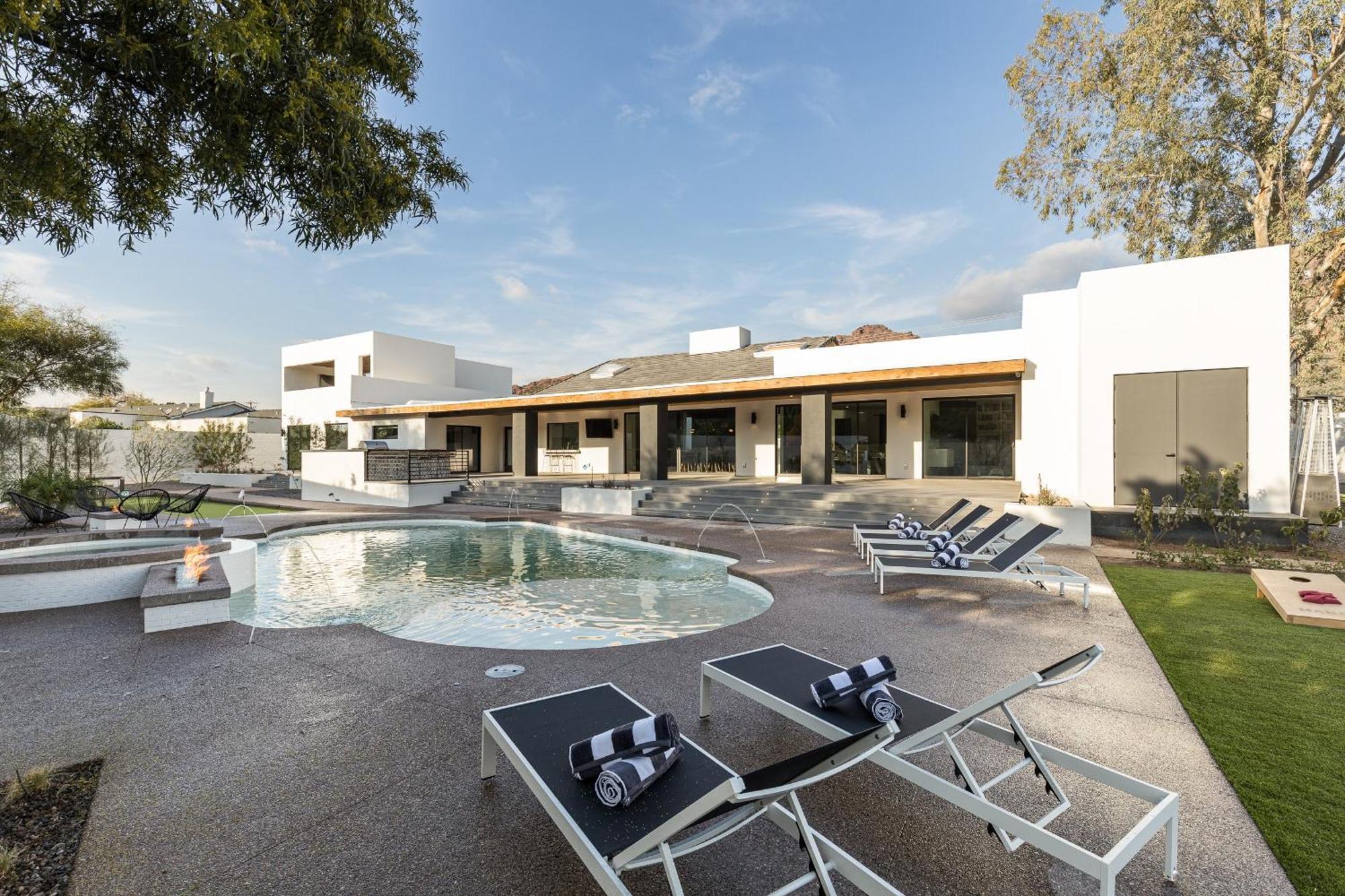 Luxury Micro-Resort, Theater, Sauna, Heated Pool Phoenix Buitenkant foto