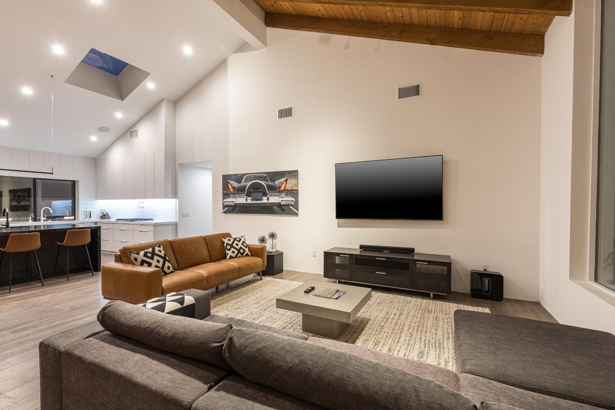 Luxury Micro-Resort, Theater, Sauna, Heated Pool Phoenix Buitenkant foto
