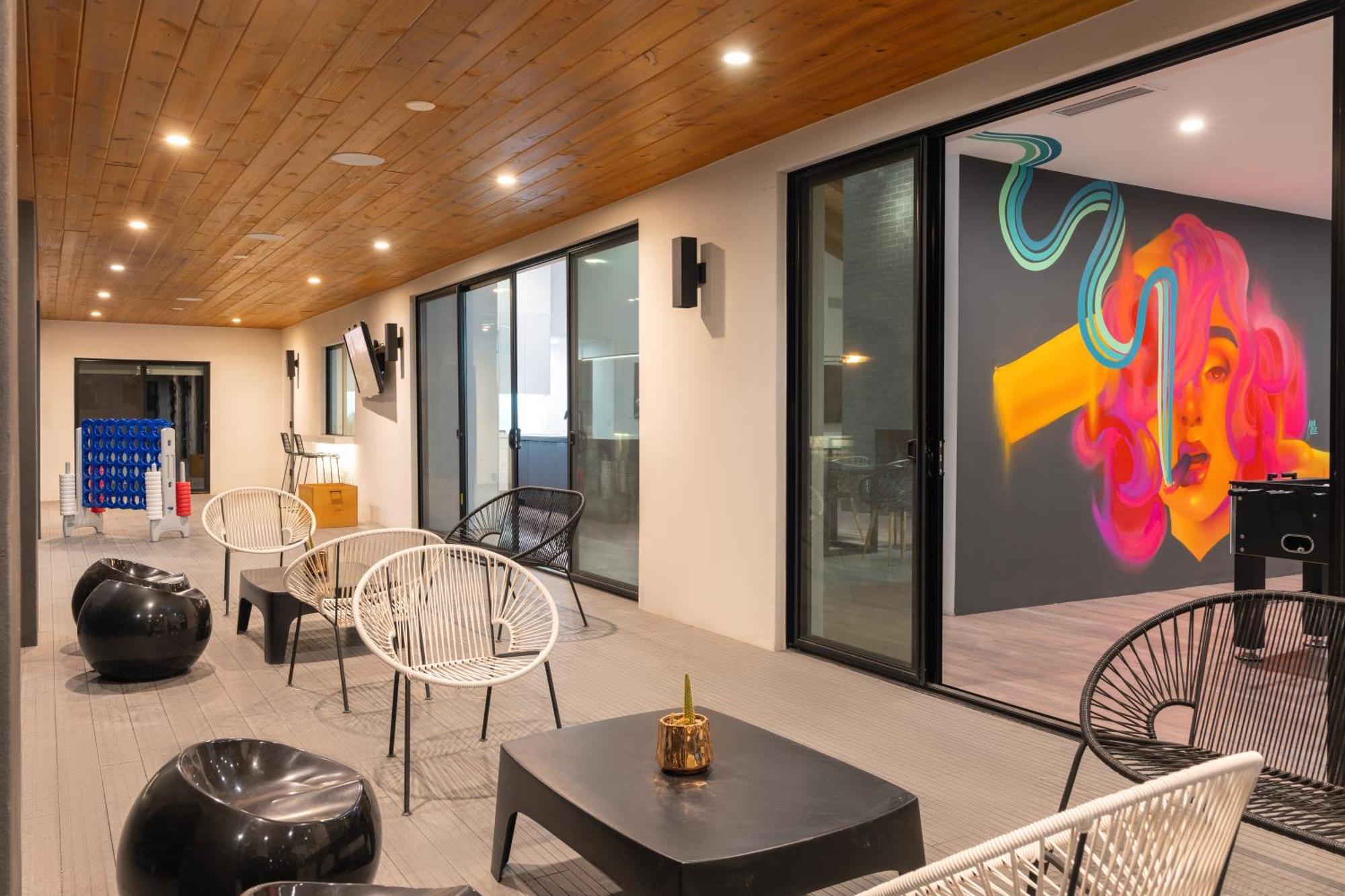 Luxury Micro-Resort, Theater, Sauna, Heated Pool Phoenix Buitenkant foto