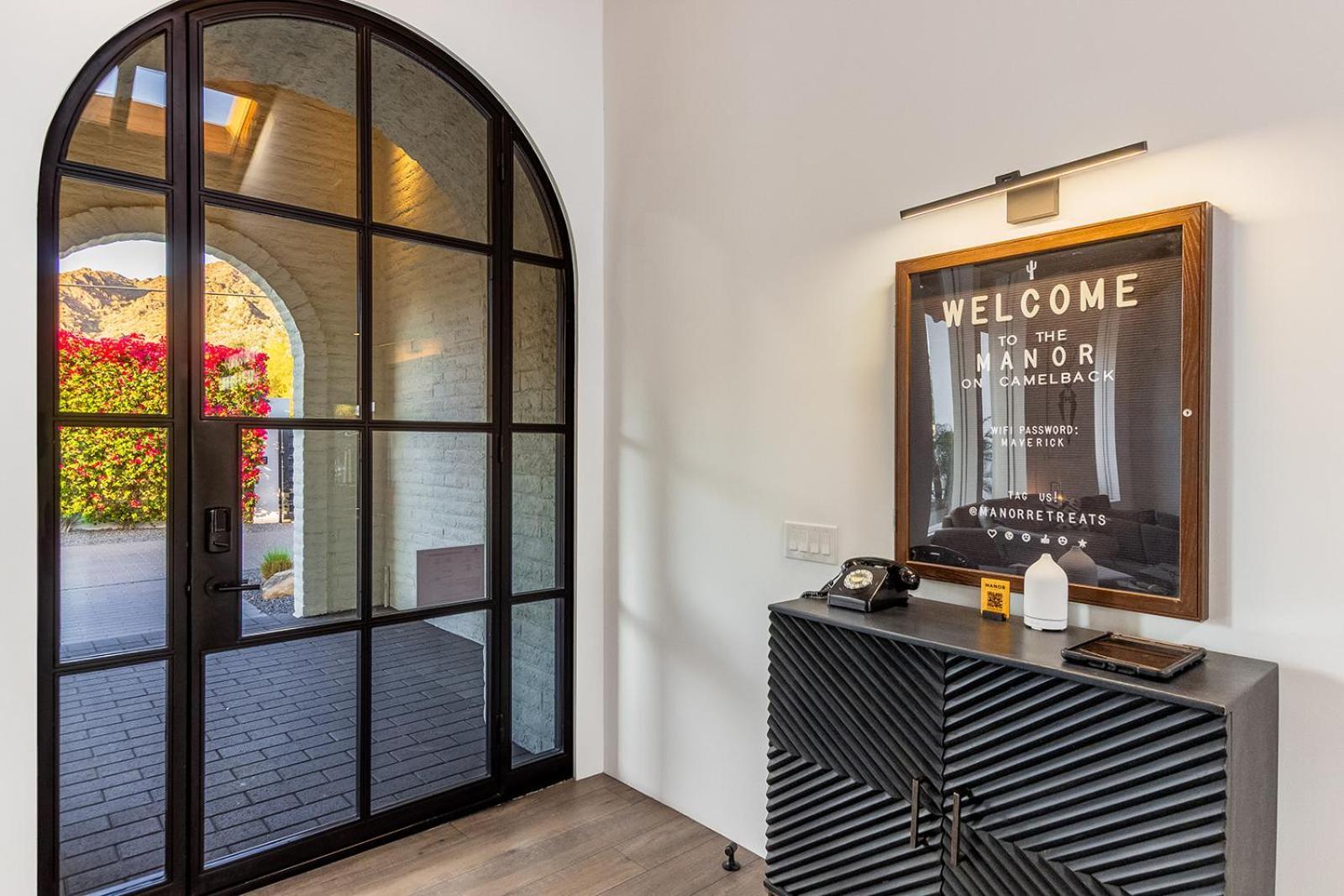 Luxury Micro-Resort, Theater, Sauna, Heated Pool Phoenix Buitenkant foto